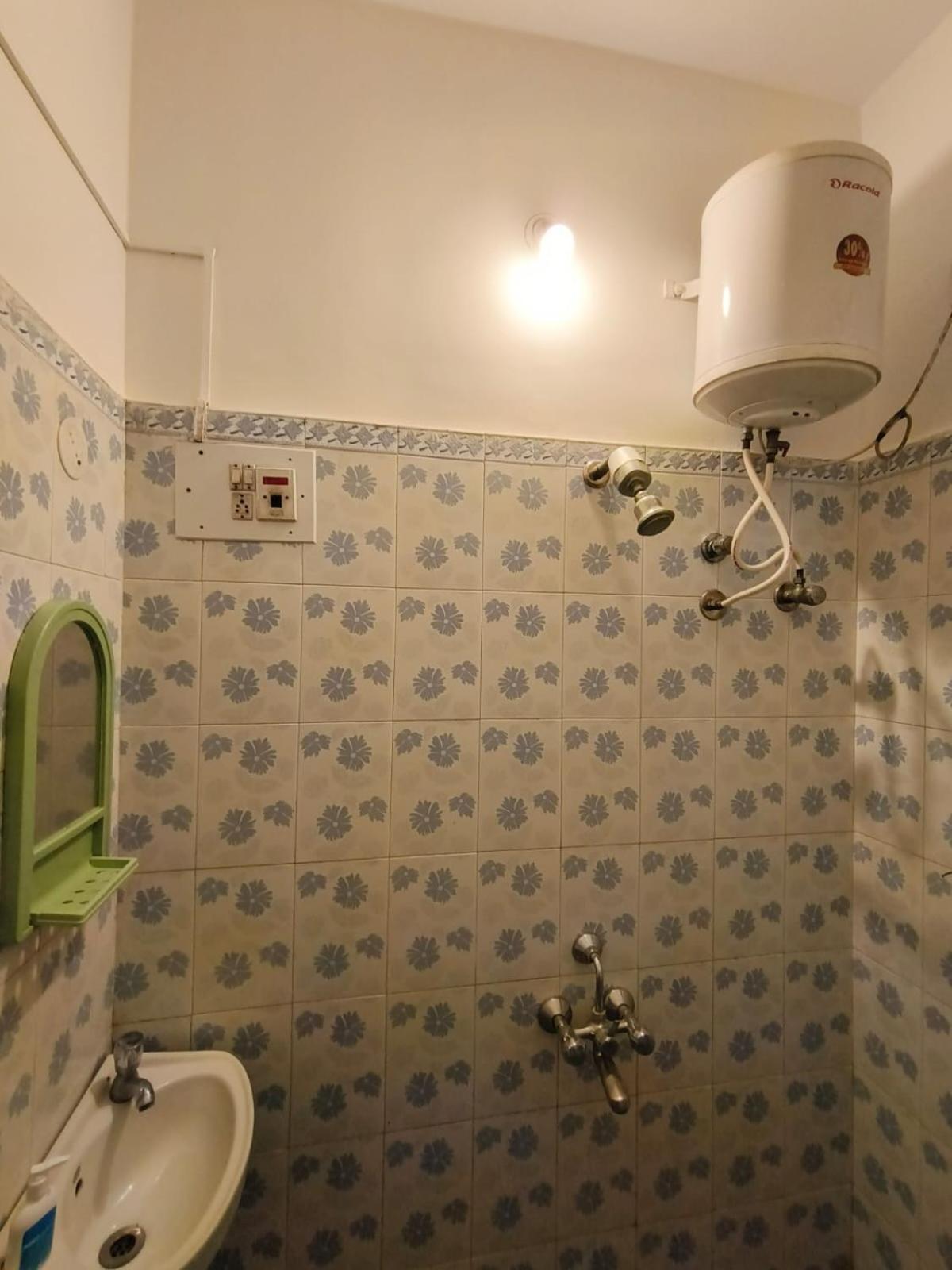 Homestayz Crown Bengaluru Kültér fotó