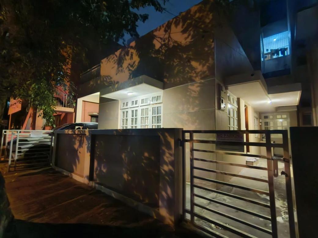 Homestayz Crown Bengaluru Kültér fotó