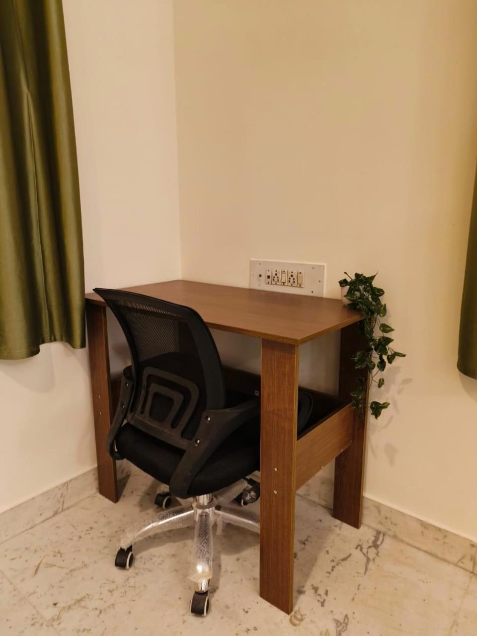 Homestayz Crown Bengaluru Kültér fotó
