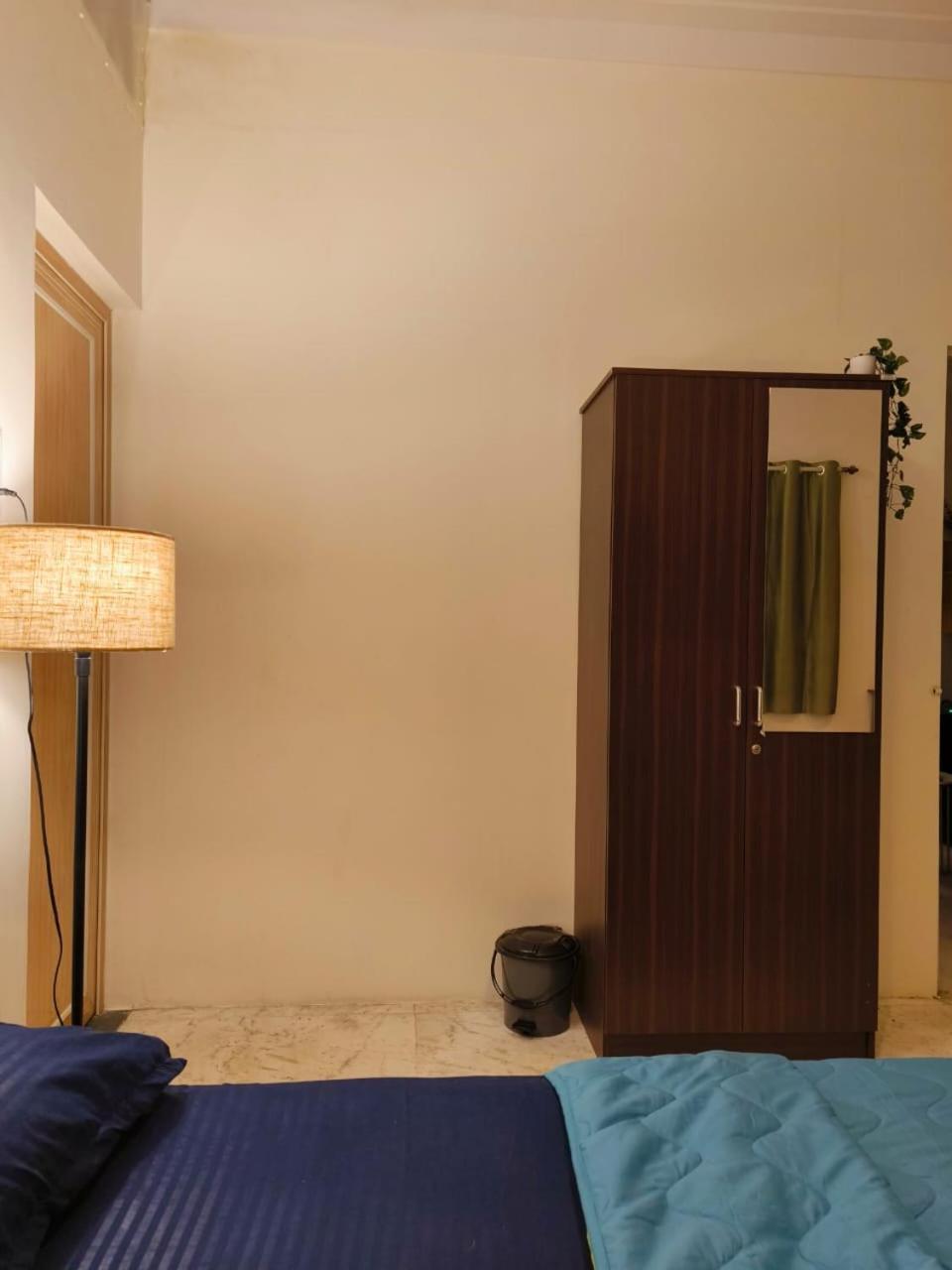 Homestayz Crown Bengaluru Szoba fotó
